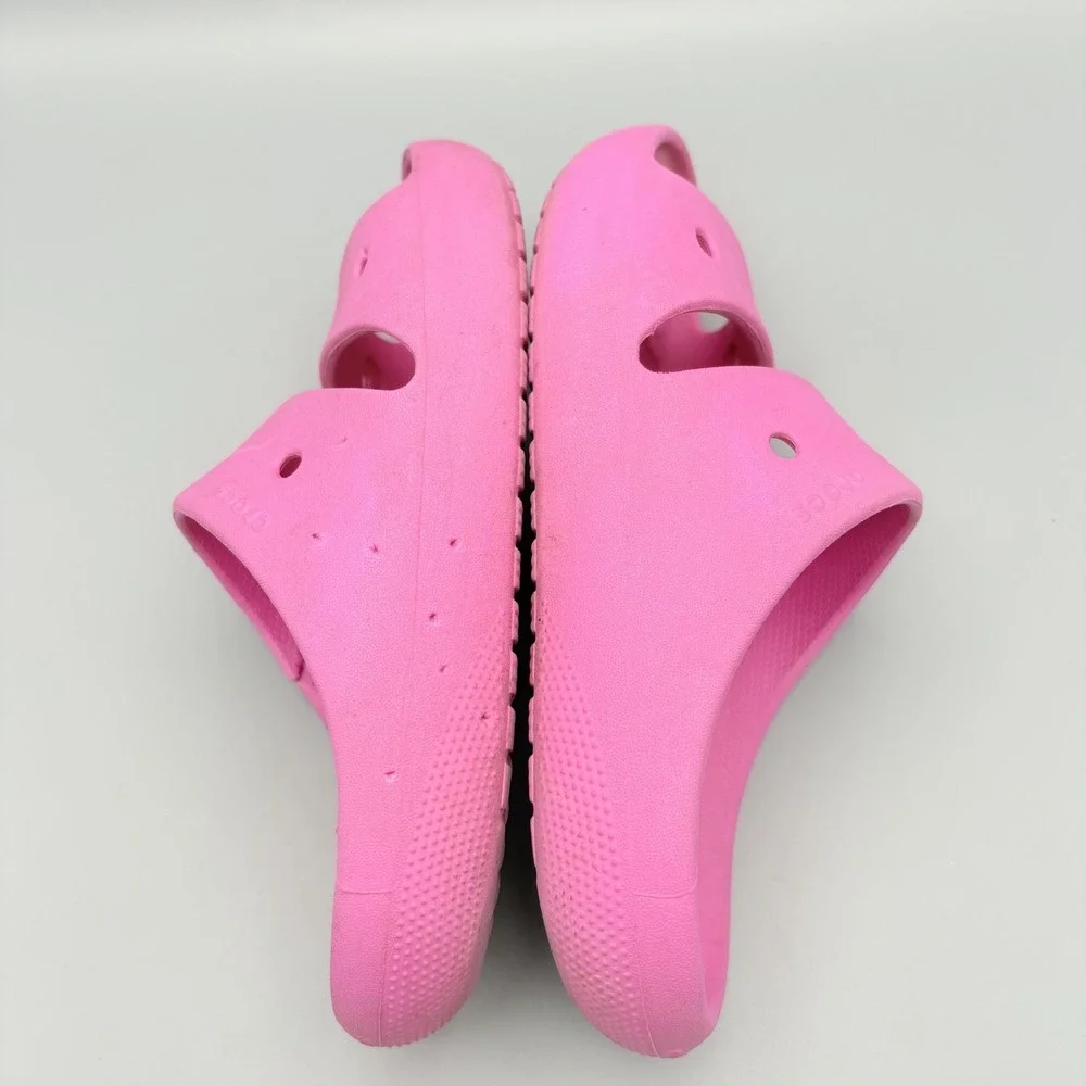 Crocs Classic Crocs Sandal  J3 Junior Pink/Fuchsia *Damage Read